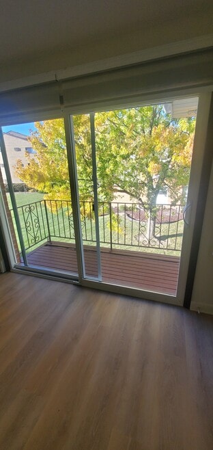 15290 El Cameno Terrace unit 2W, Orland Park, IL 60462 - photo 1