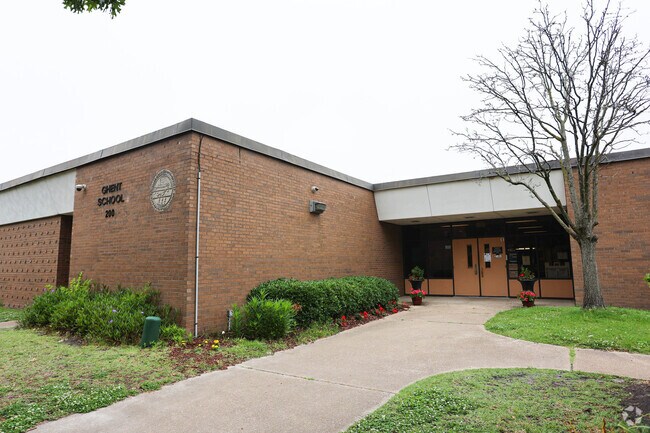 Ghent Elementary School is the home of the Suns and Rockets.