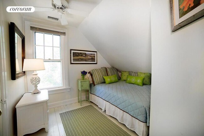 78 Moses Ln, Southampton, NY 11968 - photo 7