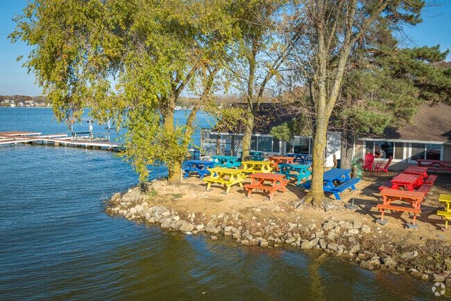 During summer, the Sandbar Grill in Lake Dalecarlia is a great spot to relax by the lake.