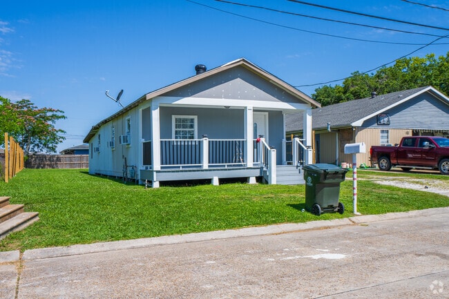 Customized Shotgun-style houses are another popular home style for many in Acadian and present an easy way of living.