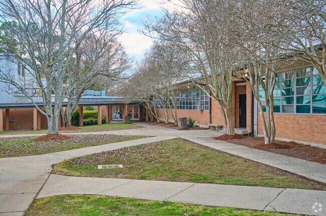 The CHS campus is large but easy to navigate thanks to a myriad of sidewalks in Baton Rouge.