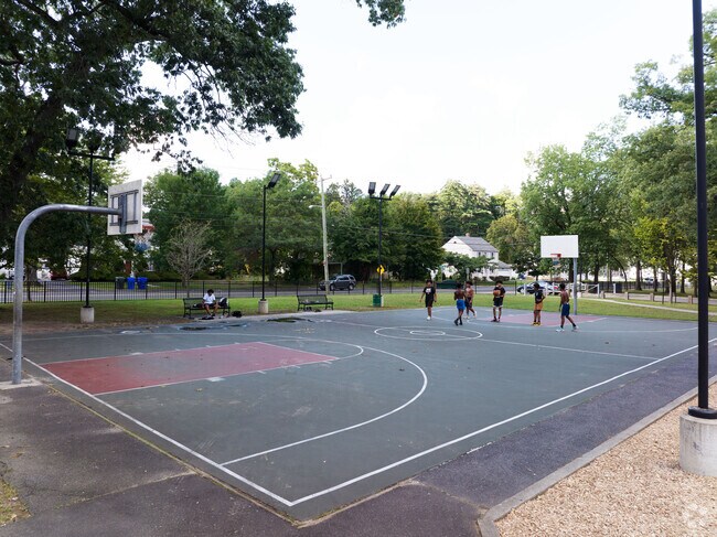 A basketball game is a great way to enjoy Hubbard Park.