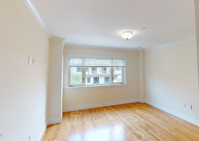 1441 Beacon St unit 616, Brookline, MA 02446 - photo 6
