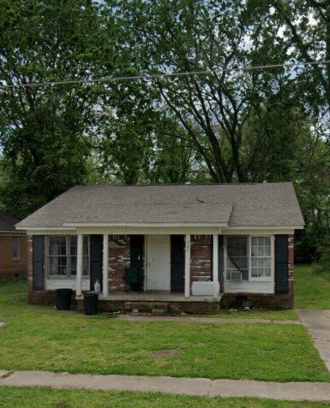 703 Cecelia Ave, Osceola, AR 72370