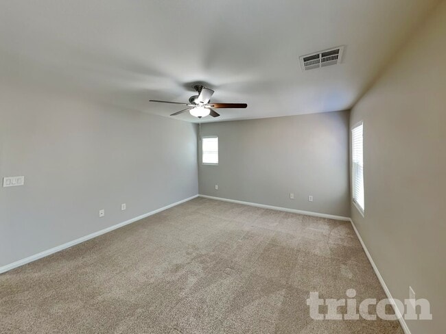 129 Snow Dome Ave, North Las Vegas, NV 89031 - photo 5