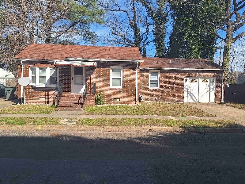 2710 Grandy Ave, Norfolk, VA 23509 - photo 1