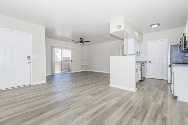 Vertical East Apartments *All Units Remodeled*, Tucson, AZ 85715 - photo 2