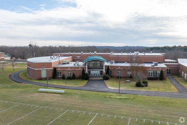 Sutton Elementary School provides education in the neighborhood of Pleasant Valley
