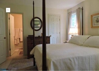 956 Huntwood Ln, Charlottesville, VA 22901