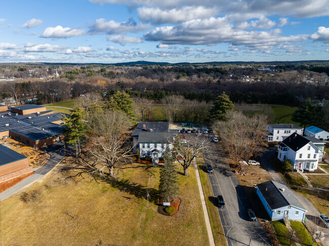 Clearway High School is an alternative high school in. Nashua, NH serving grades 9-12.