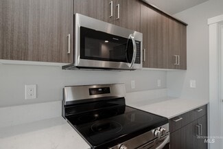 11073 Cart St, Caldwell, ID 83605