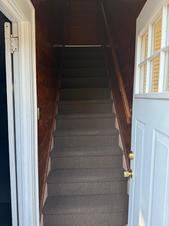 12 Forest Row unit 1, Great Neck, NY 11023 - photo 3