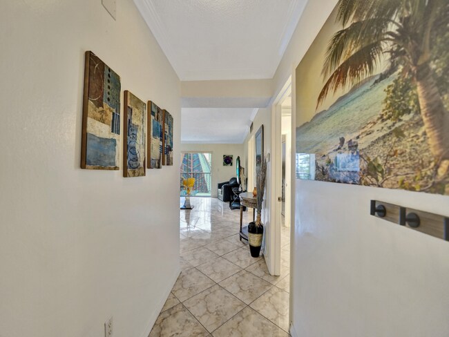 201 178th Dr, Sunny Isles Beach, FL 33160 - photo 4