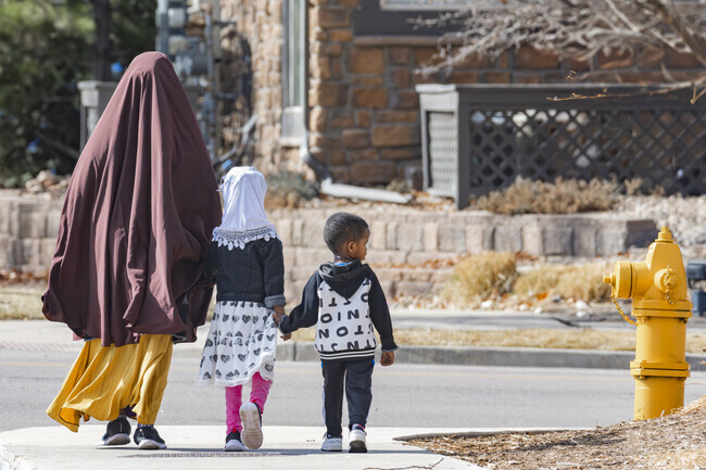 Four Square Mile is a vibrant melting pot, home to a diverse population with residents from many cultural backgrounds. This rich diversity is reflected in its local businesses, restaurants, and community events, making it a unique and welcoming place to live.