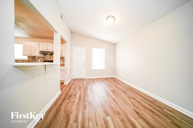 3782 N Camp Creek Pkwy SW, Atlanta, GA 30331 - photo 5