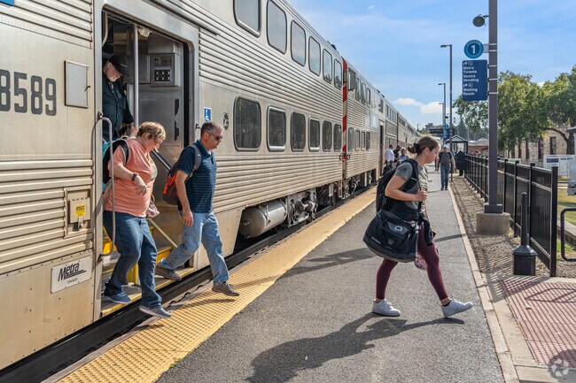 Residents can use the Metra located in Aurora to be in Chicago in an hour and a half.