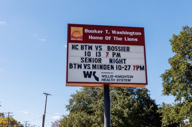 School sigh at Booker T Washington High School in Shreveport.