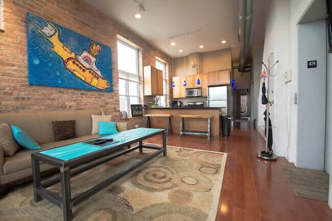 1541 N Milwaukee Ave unit ID1354356P, Chicago, IL 60622 - photo 4