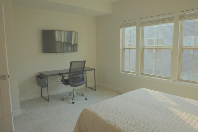 2816 Devonshire Clfs Terrace, Hyattsville, MD 20782 - photo 6