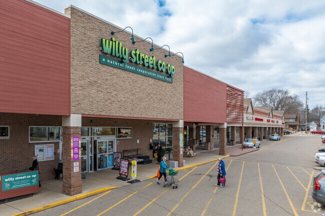 The Parkwood Plaza is where Meadows residents can be found doing their grocery shopping.
