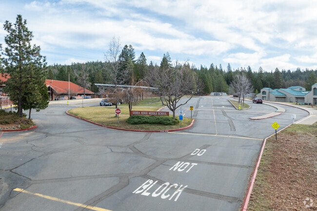 The student -teacher ratio at Sierra Ridge Middle School is 18 to 1.