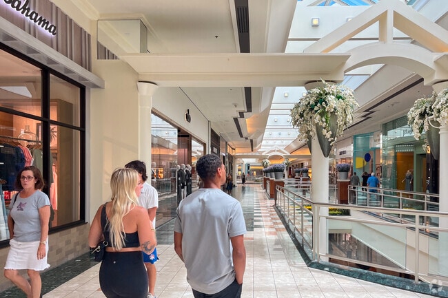 Residents of Palm Beach Gardens neighborhoods love to shop at the Garden Mall.