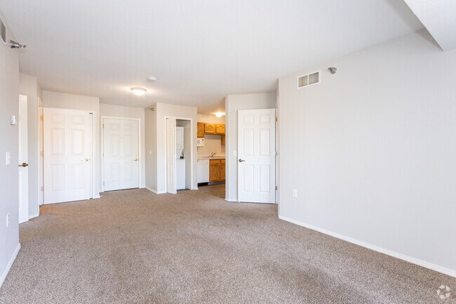 Emerald Creek Apartments, Traverse City, MI 49684 - photo 7