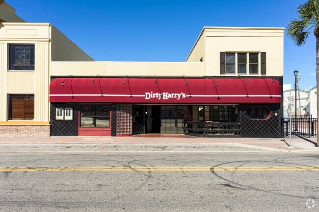 In Daytona Beach, Dirty Harry's is a popular bar during Bike Week and with locals.
