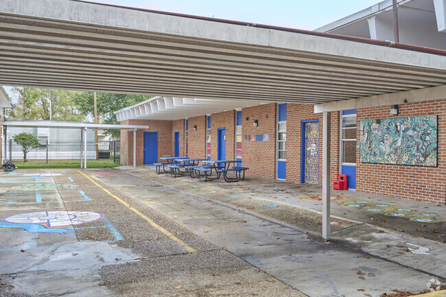 Westminster Elementary School, Rankings & Reviews - Homes.com