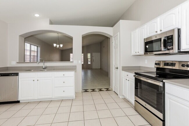 743 S Del Rio Ct, Apache Junction, AZ 85120 - photo 7