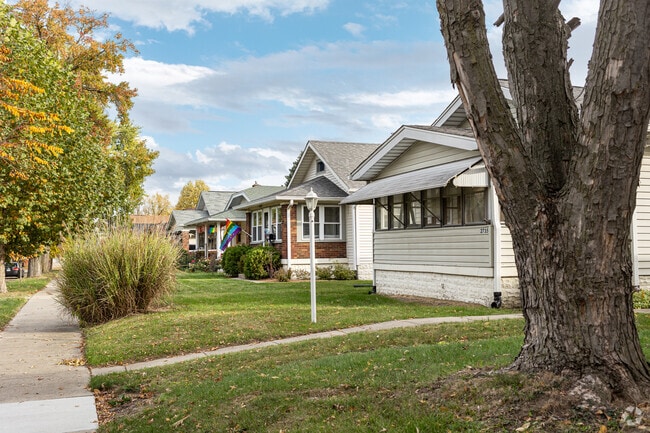 Garfield Park is full of very large trees providing plenty of shade to beat the heat.