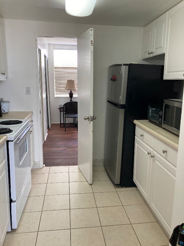 1020 Green St, Honolulu, HI 96822