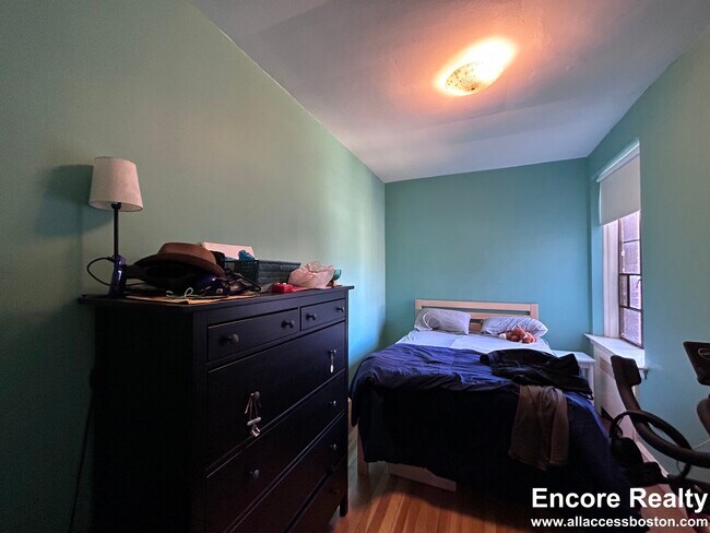 30 Longwood Ave unit 93-5, Brookline, MA 02446 - photo 6