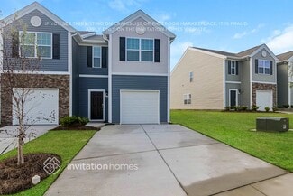 11719 Brier Vlg Ln, Charlotte, NC 28262