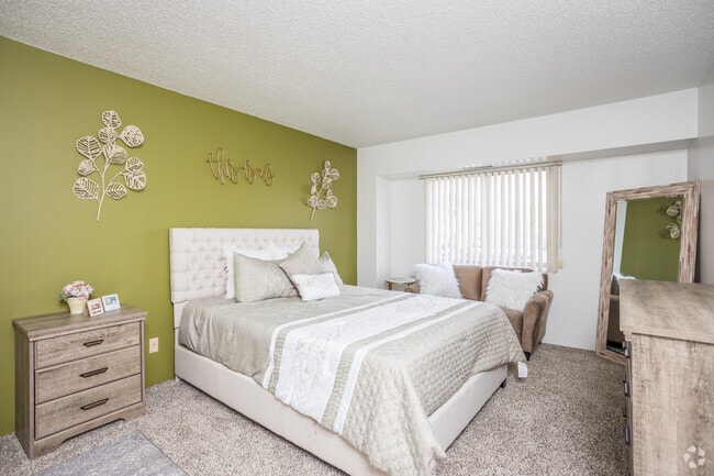 3000 Grand Apartments, Des Moines, IA 50317 - photo 6