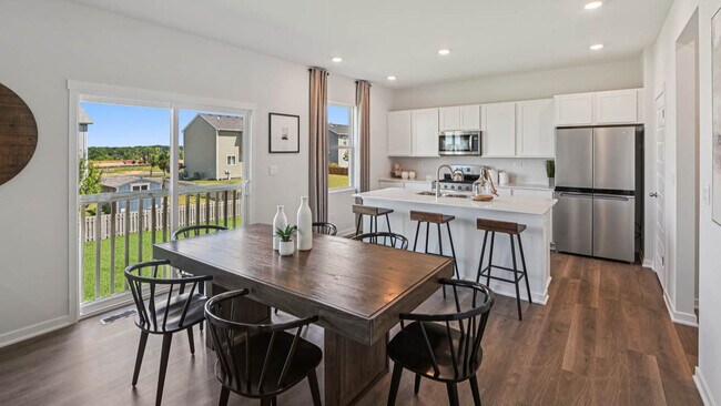 970 Garnet Ln, Montgomery, IL 60538 - photo 7