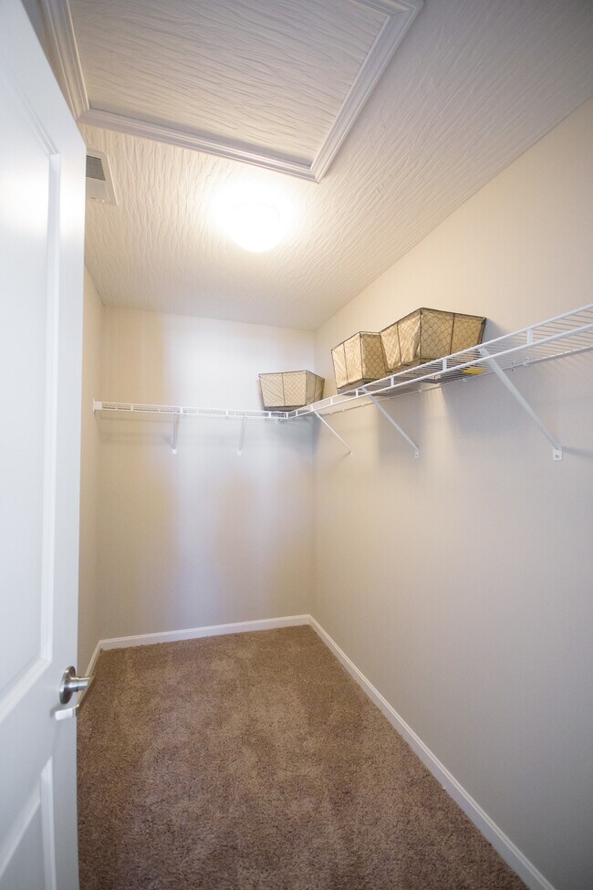 The Boulevard at Green, Uniontown, OH 44685 - photo 4