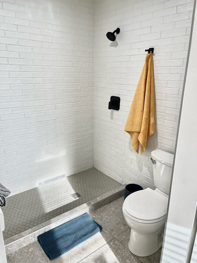 The Alegre, Pasco, WA 99301 - photo 5