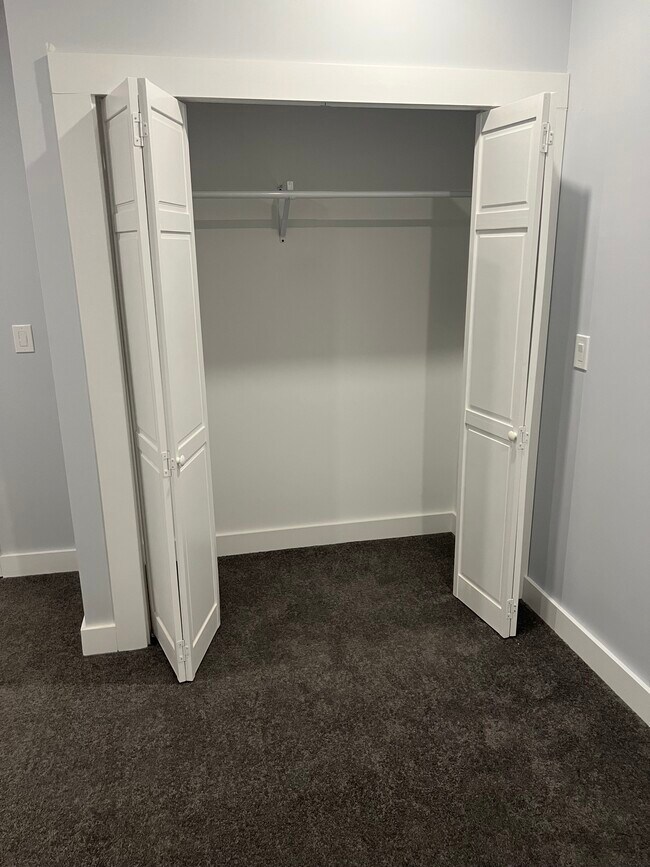 Closet 1