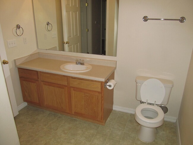 4006 Cheyenne St unit B, Cheyenne, WY 82001 - photo 7