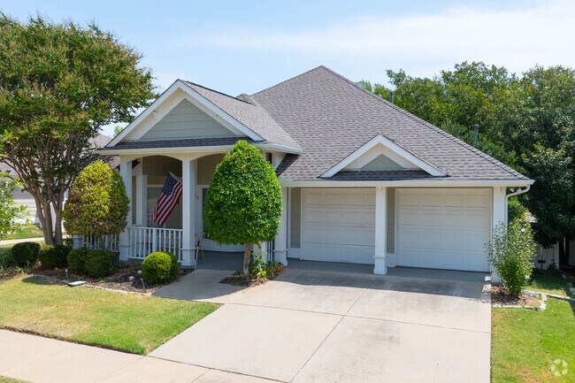 Attached garages are a common feature in Savannah homes.