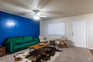 502 Slide Rd, Lubbock, TX 79416