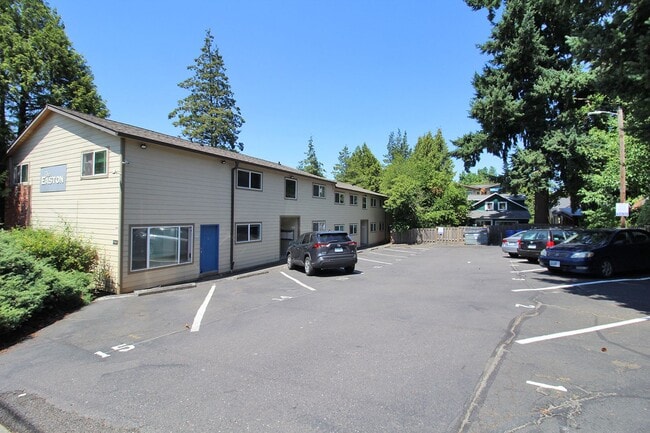 4232-4232 SE Cesar Estrada Chavez Blvd unit 4214, Portland, OR 97202 - photo 3