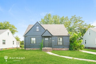 3083 Joslyn Rd, Cleveland, OH 44111