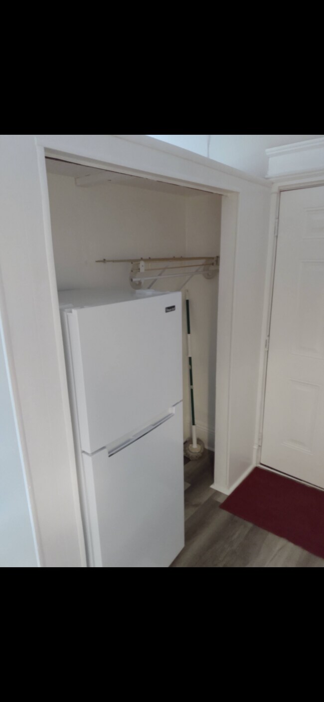 329 5th St unit 1, Elyria, OH 44035 - photo 5