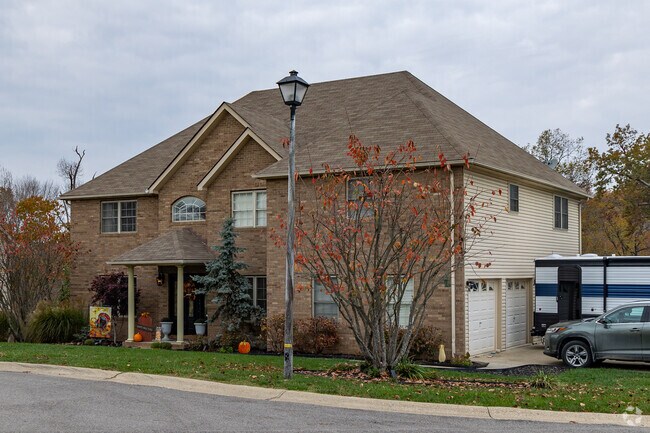 Ashland has a variety of house styles for different tastes.