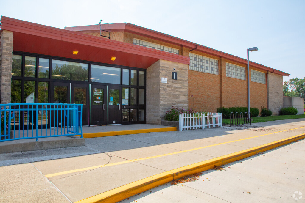 Maplewood Elementary School building in Southwest Fort Wayne.