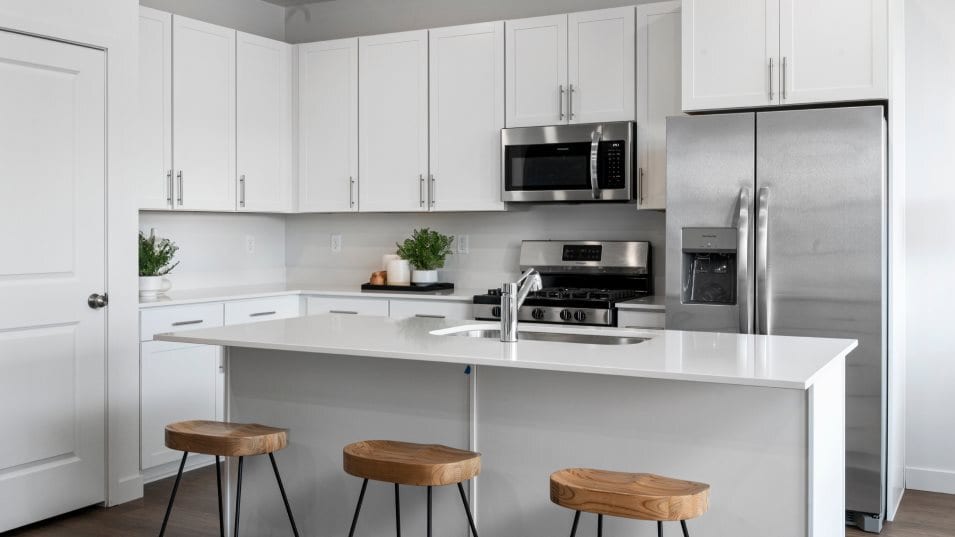 1574 W Viola Ln, Saratoga Springs, UT 84045 - photo 1