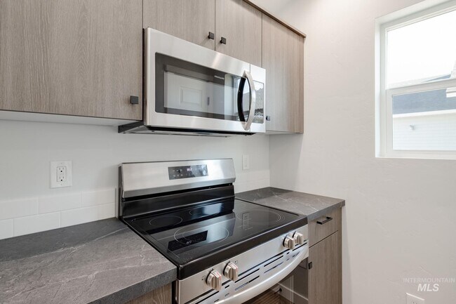 1702 W Unforgettable St, Meridian, ID 83642 - photo 5